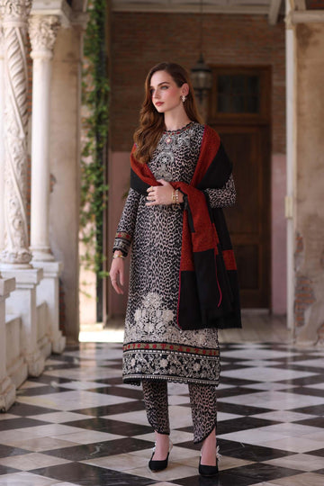 Noor by Saadia Asad | Winter Pashmina 25 | Noir Safari - Rang-e-Khaas
