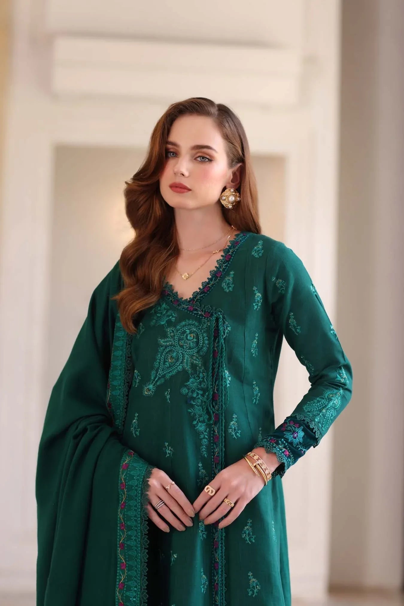 Noor by Saadia Asad | Winter Pashmina 25 | Emerald Reverie - Rang-e-Khaas