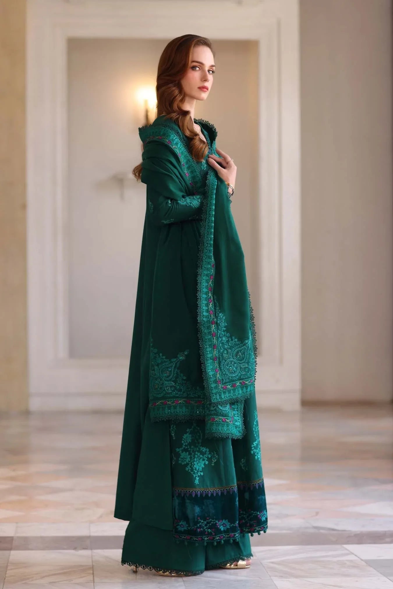 Noor by Saadia Asad | Winter Pashmina 25 | Emerald Reverie - Rang-e-Khaas