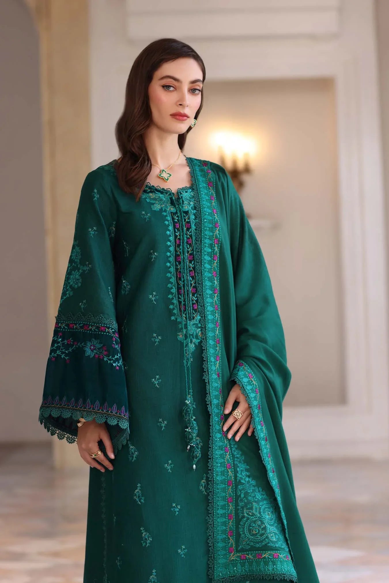 Noor by Saadia Asad | Winter Pashmina 25 | Emerald Reverie - Rang-e-Khaas