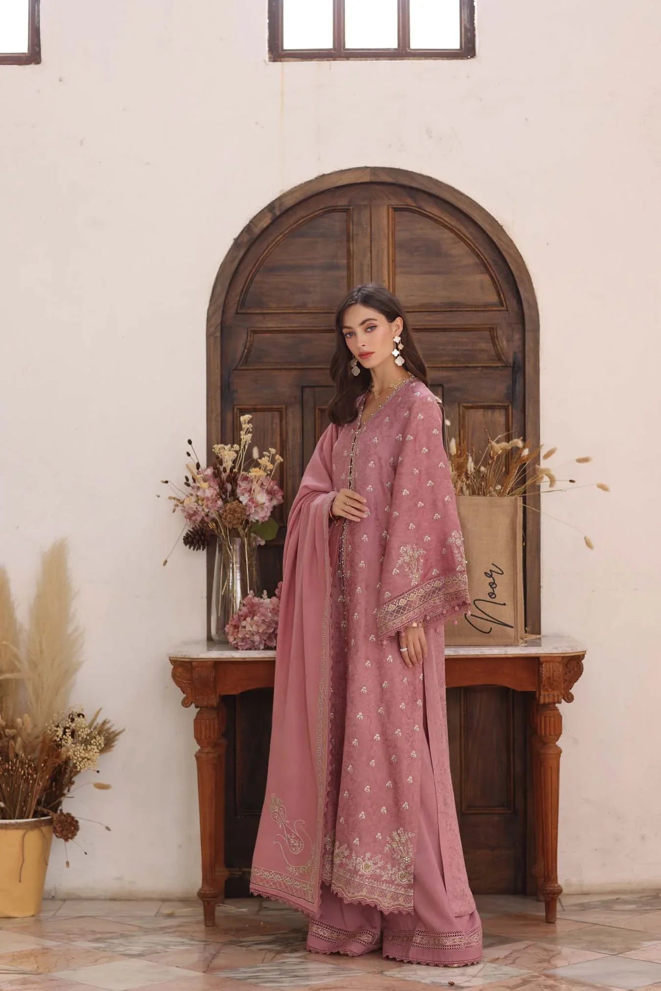 Noor by Saadia Asad | Winter Pashmina 25 | Aveline - Rang-e-Khaas
