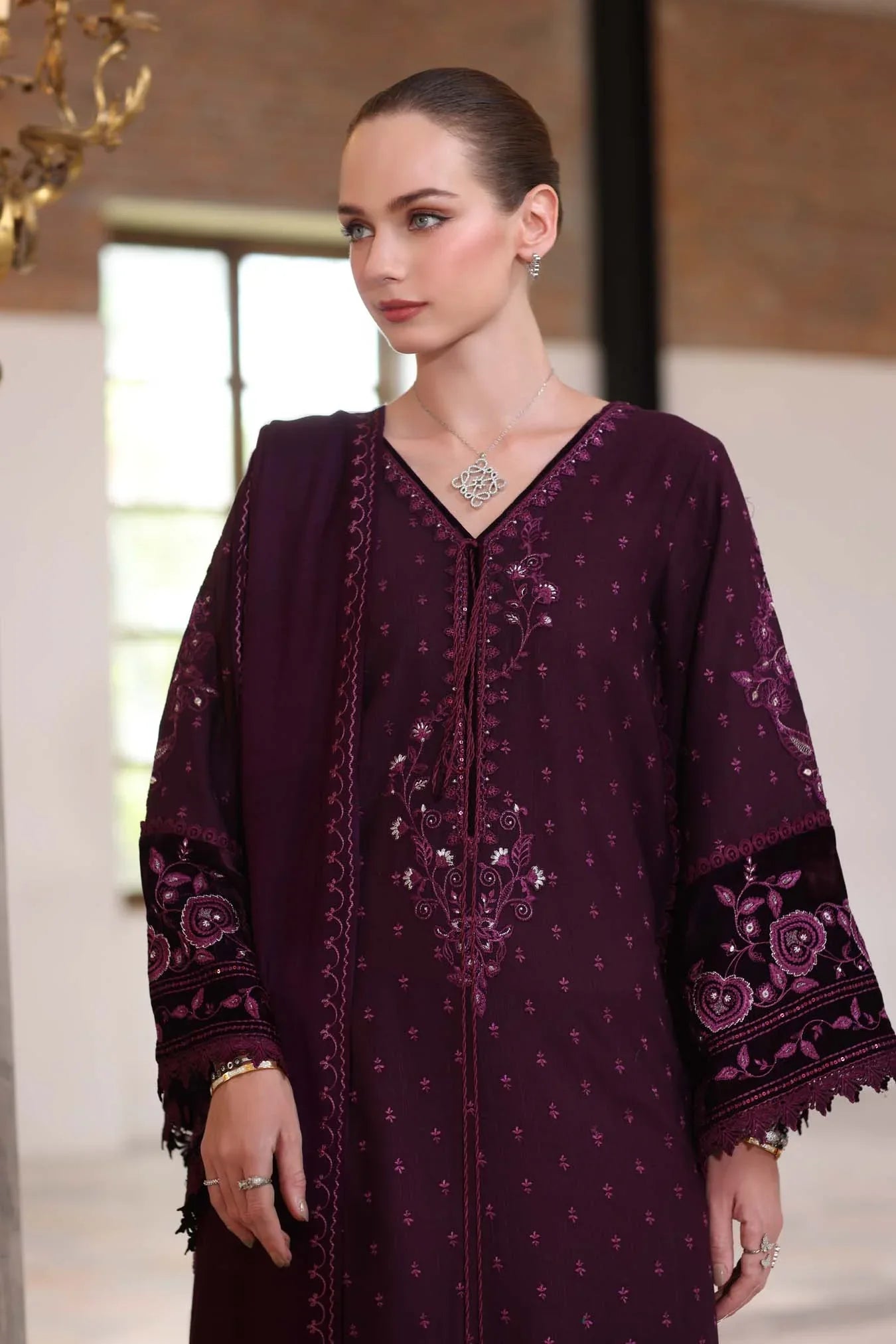 Noor by Saadia Asad | Winter Pashmina 25 | Damson - Rang-e-Khaas