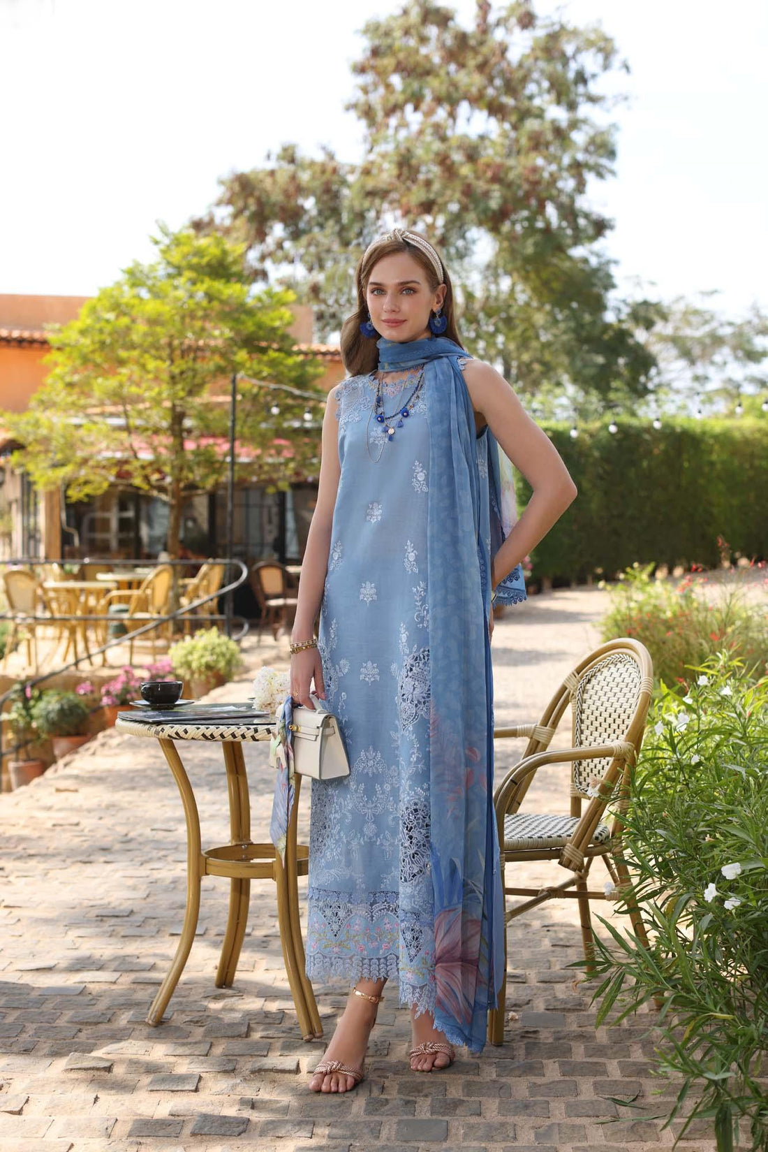 Noor by Saadia Asad | Luxe Chikankari 25 | D4-B - Rang-e-Khaas