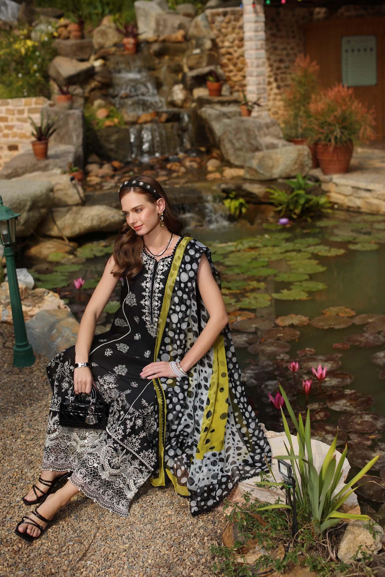 Noor by Saadia Asad | Luxe Chikankari 25 | D3-B - Rang-e-Khaas