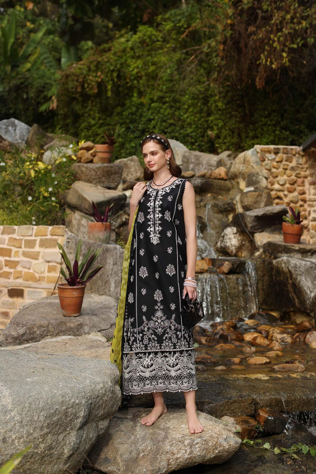 Noor by Saadia Asad | Luxe Chikankari 25 | D3-B - Rang-e-Khaas