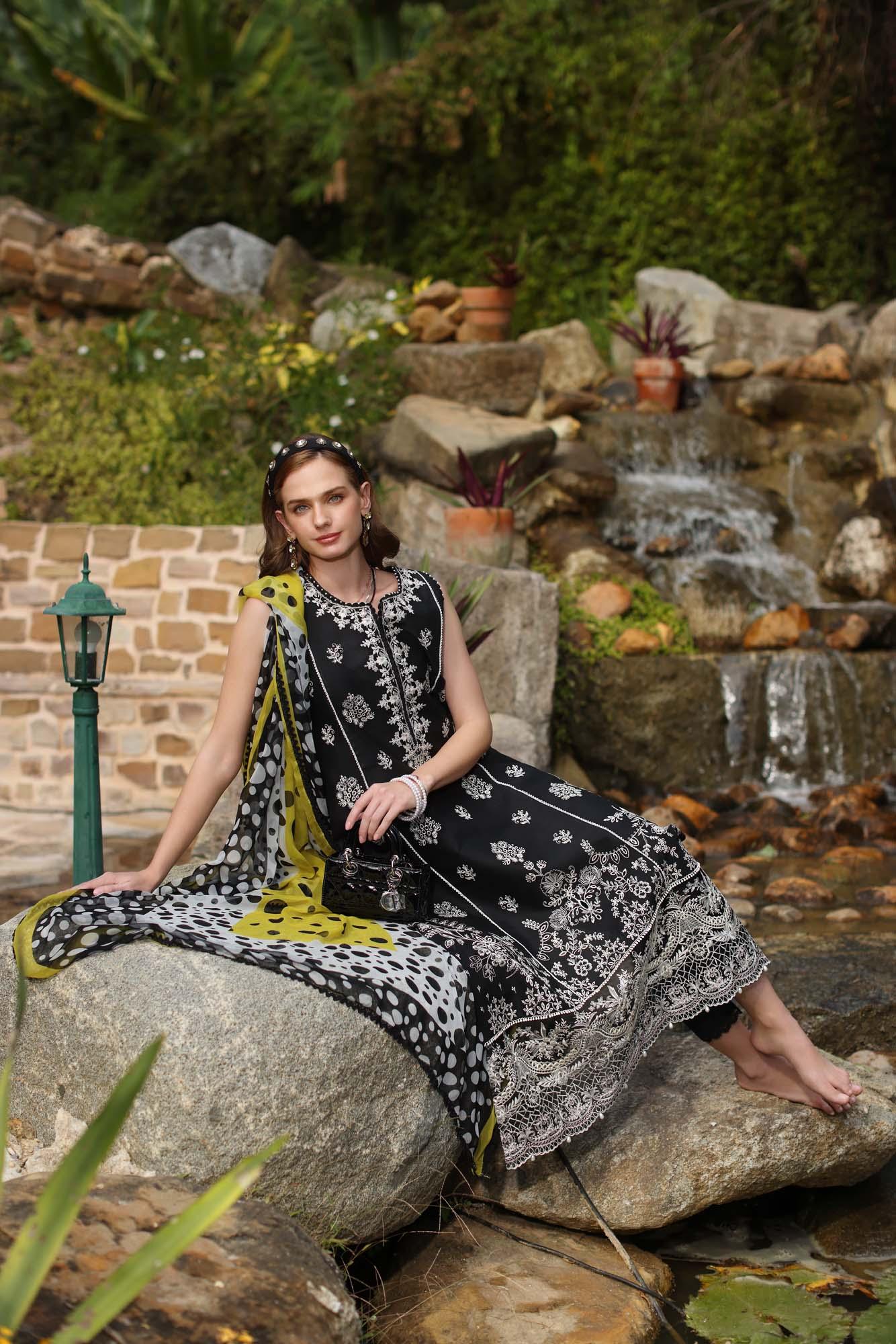 Noor by Saadia Asad | Luxe Chikankari 25 | D3-B - Rang-e-Khaas