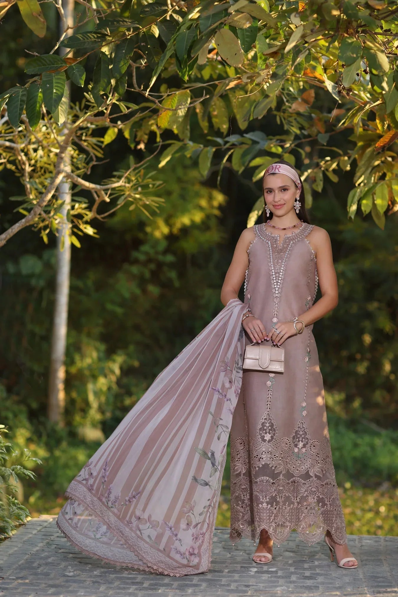 Noor by Saadia Asad | Luxe Chikankari 25 | D6-B - Rang-e-Khaas