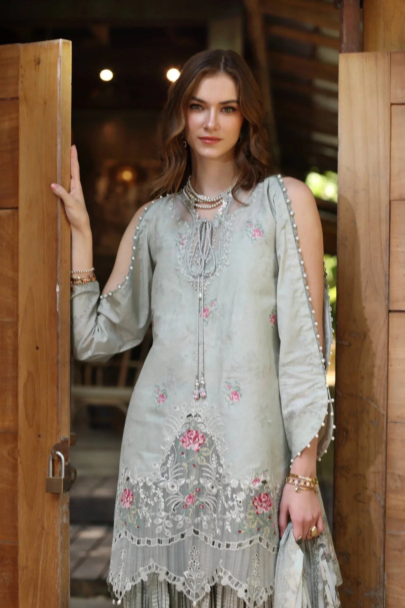 Noor by Saadia Asad | Eid Luxe Printedkari | D2-A - Rang-e-Khaas