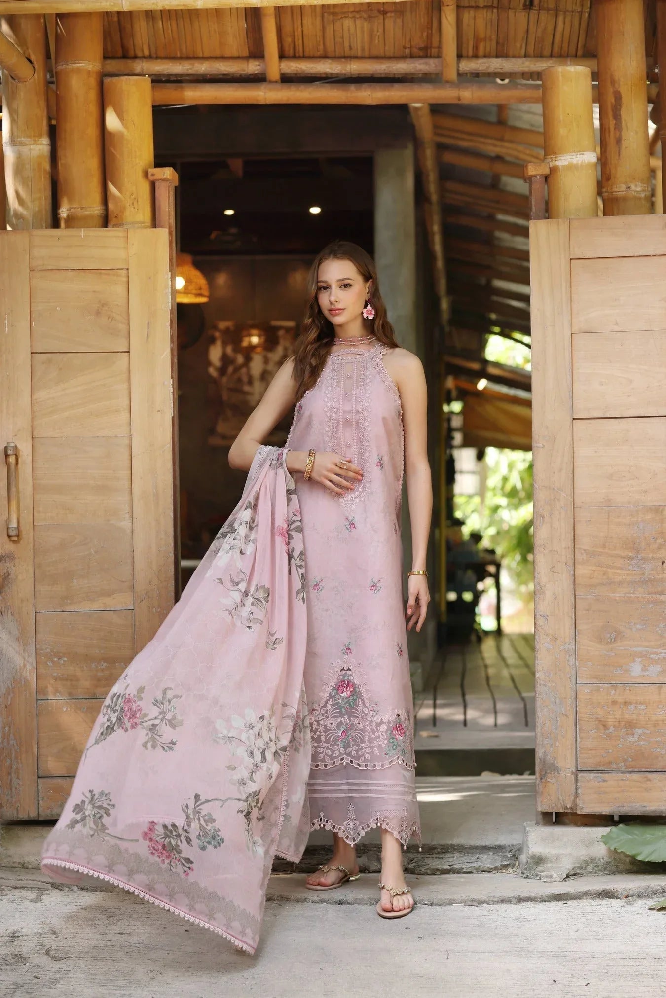 Noor by Saadia Asad | Eid Luxe Printedkari | D2-B - Rang-e-Khaas