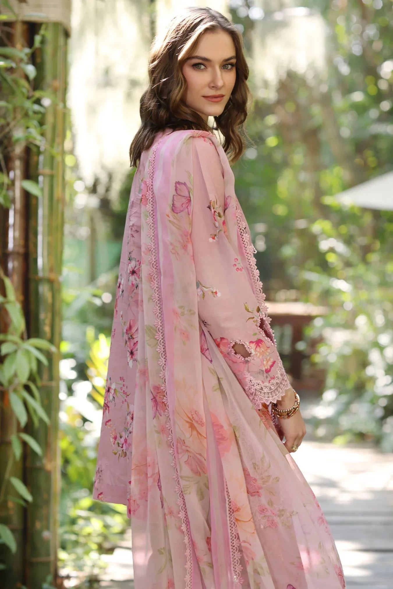 Noor by Saadia Asad | Eid Luxe Printedkari | D8-A - Rang-e-Khaas