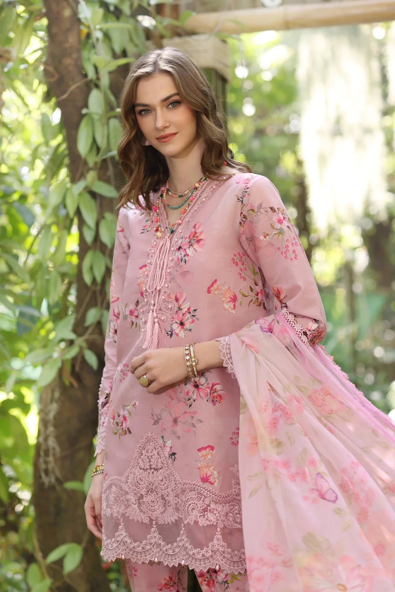 Noor by Saadia Asad | Eid Luxe Printedkari | D8-A - Rang-e-Khaas
