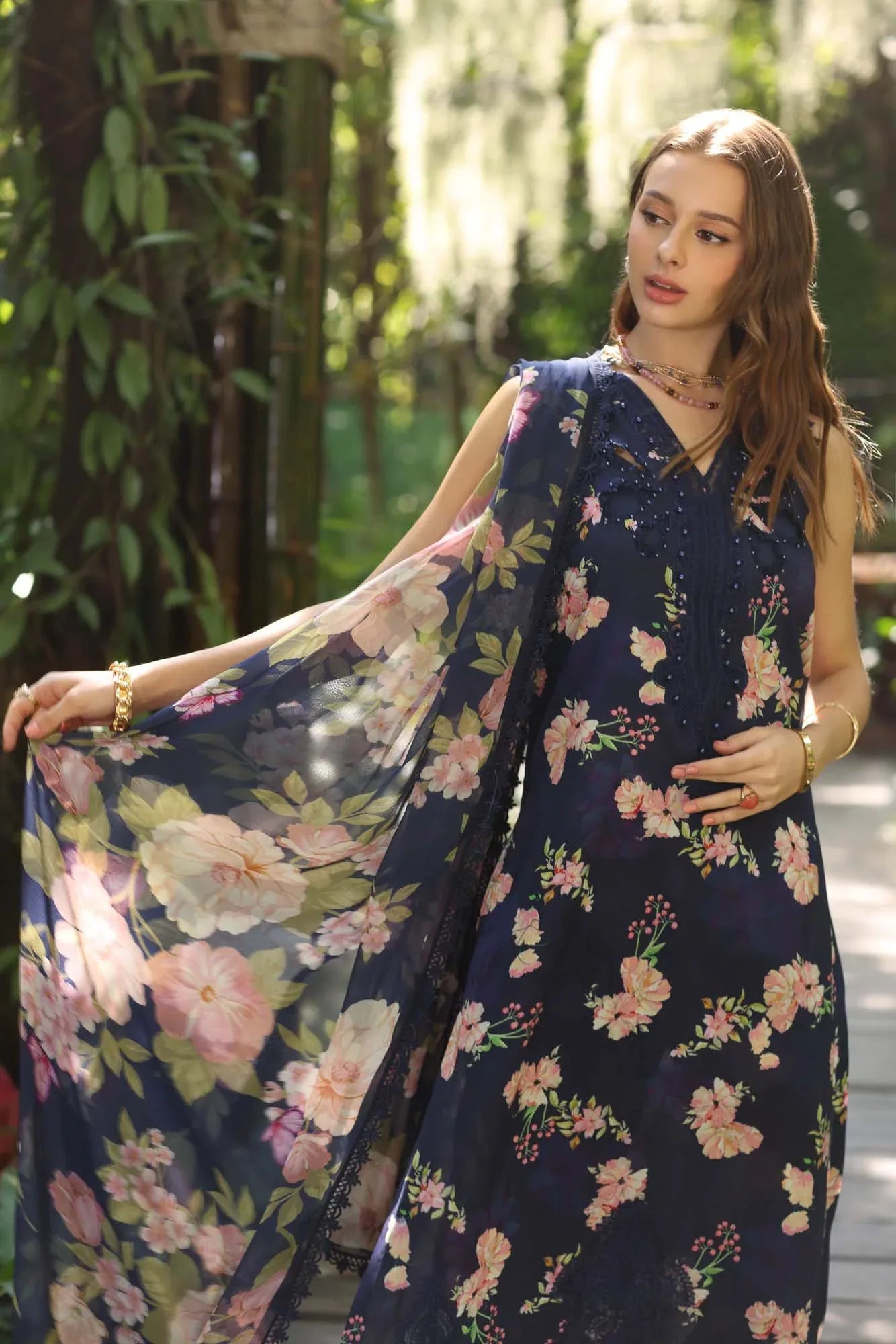 Noor by Saadia Asad | Eid Luxe Printedkari | D8-B - Rang-e-Khaas