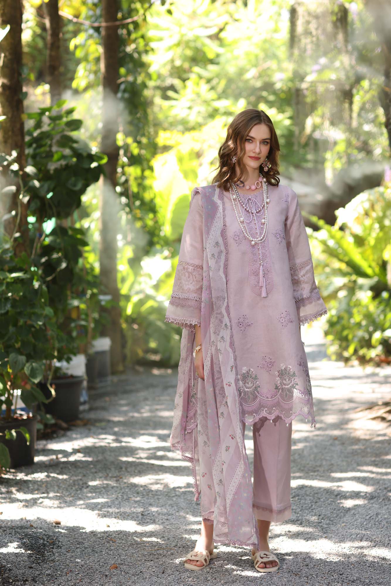 Noor by Saadia Asad | Eid Luxe Printedkari | D6-B - Rang-e-Khaas