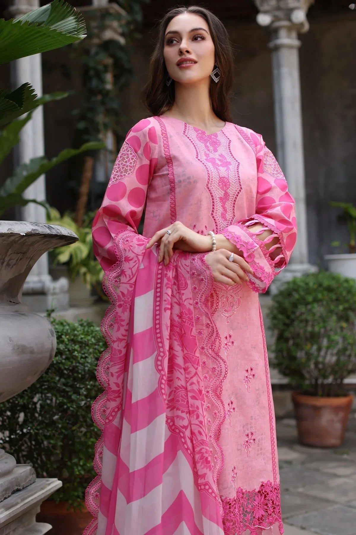 Charizma | Miraas Lawn |  CMR5-01 - Rang-e-Khaas