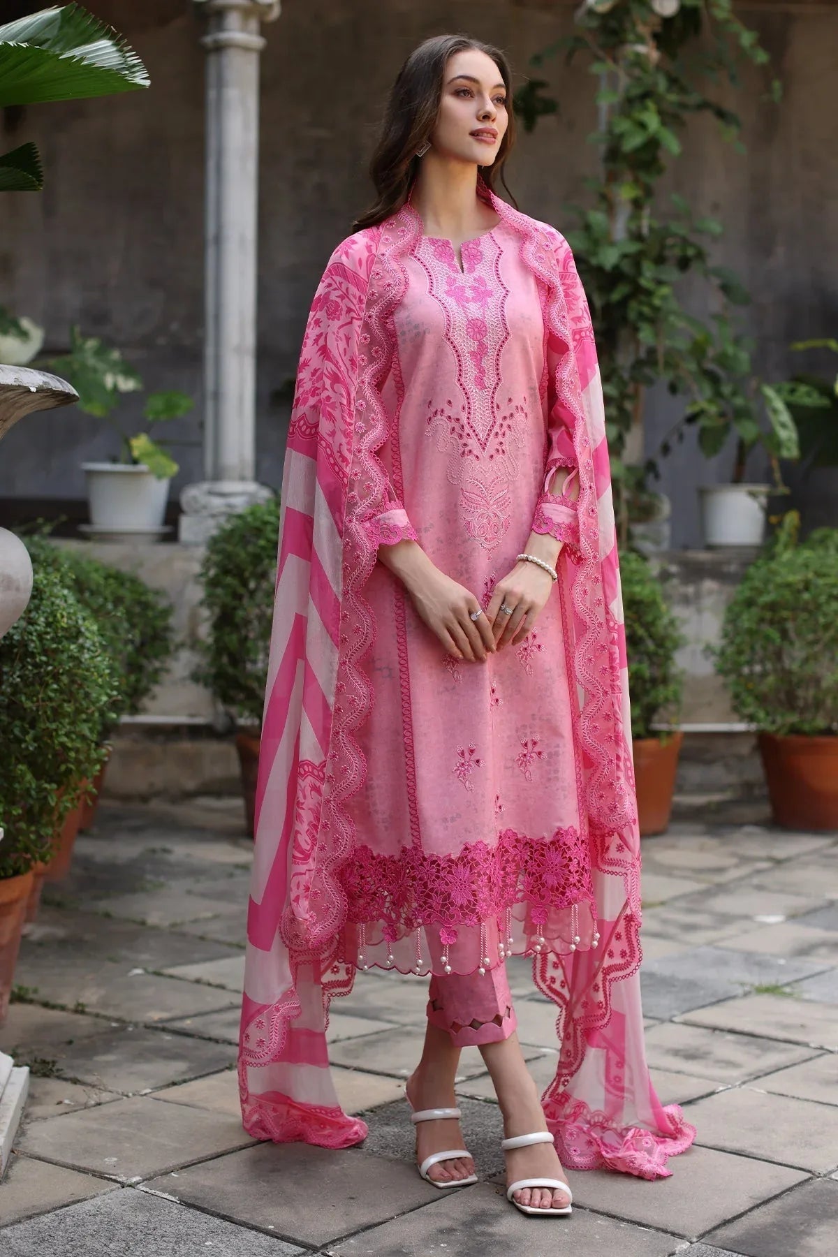 Charizma | Miraas Lawn |  CMR5-01 - Rang-e-Khaas