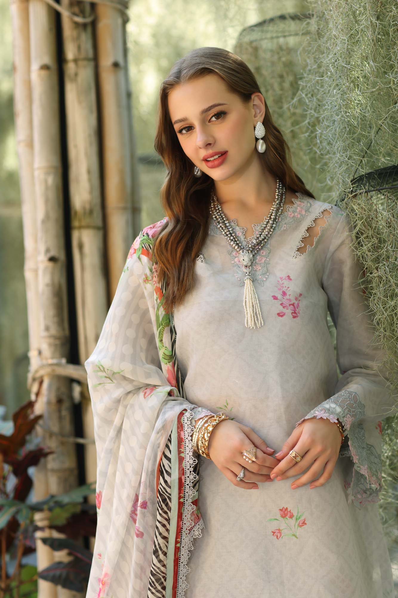Noor by Saadia Asad | Eid Luxe Printedkari | D10-A - Rang-e-Khaas