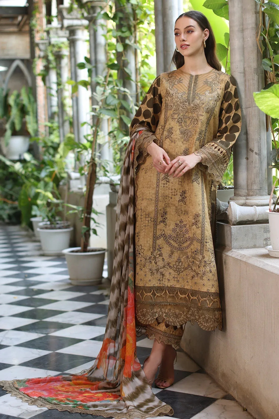 Charizma | Miraas Lawn |CMR5-05 - Rang-e-Khaas