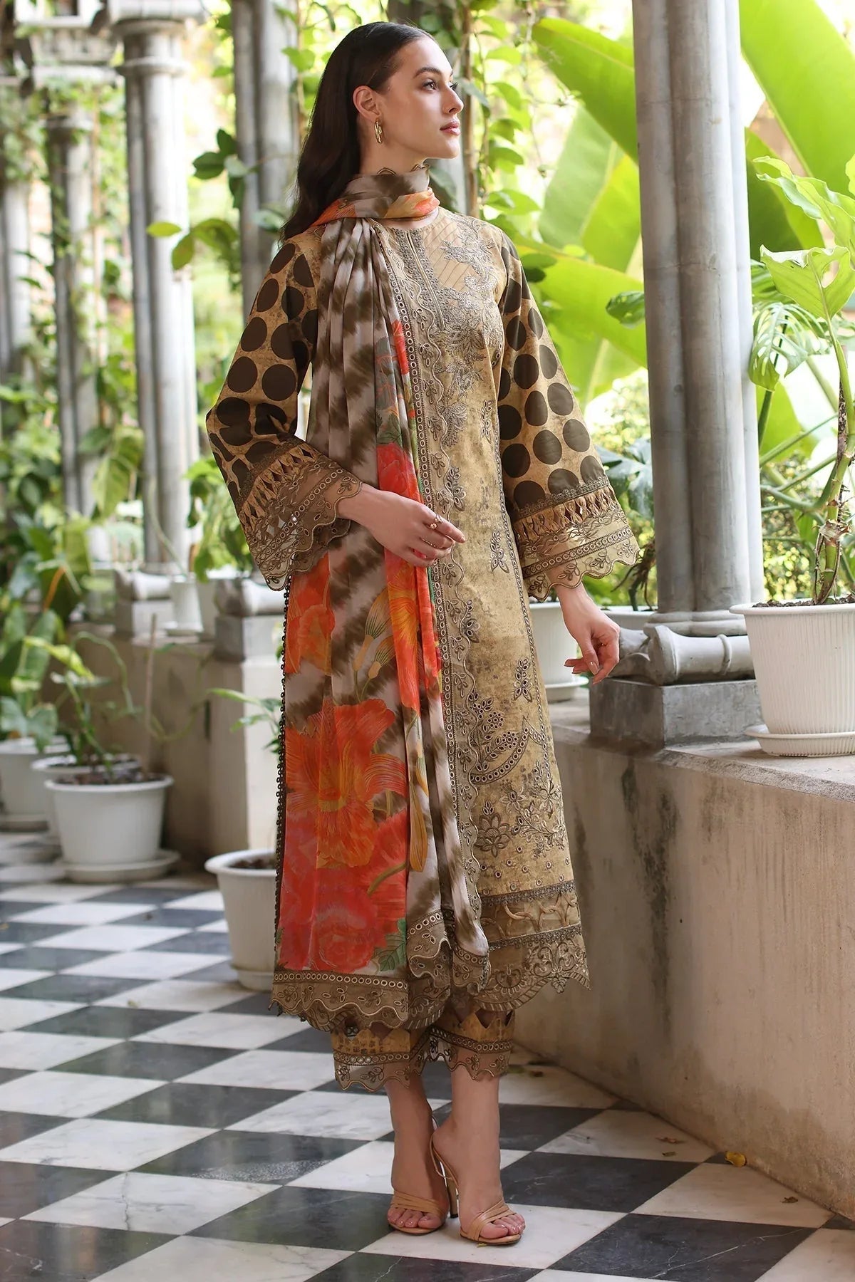 Charizma | Miraas Lawn |CMR5-05 - Rang-e-Khaas
