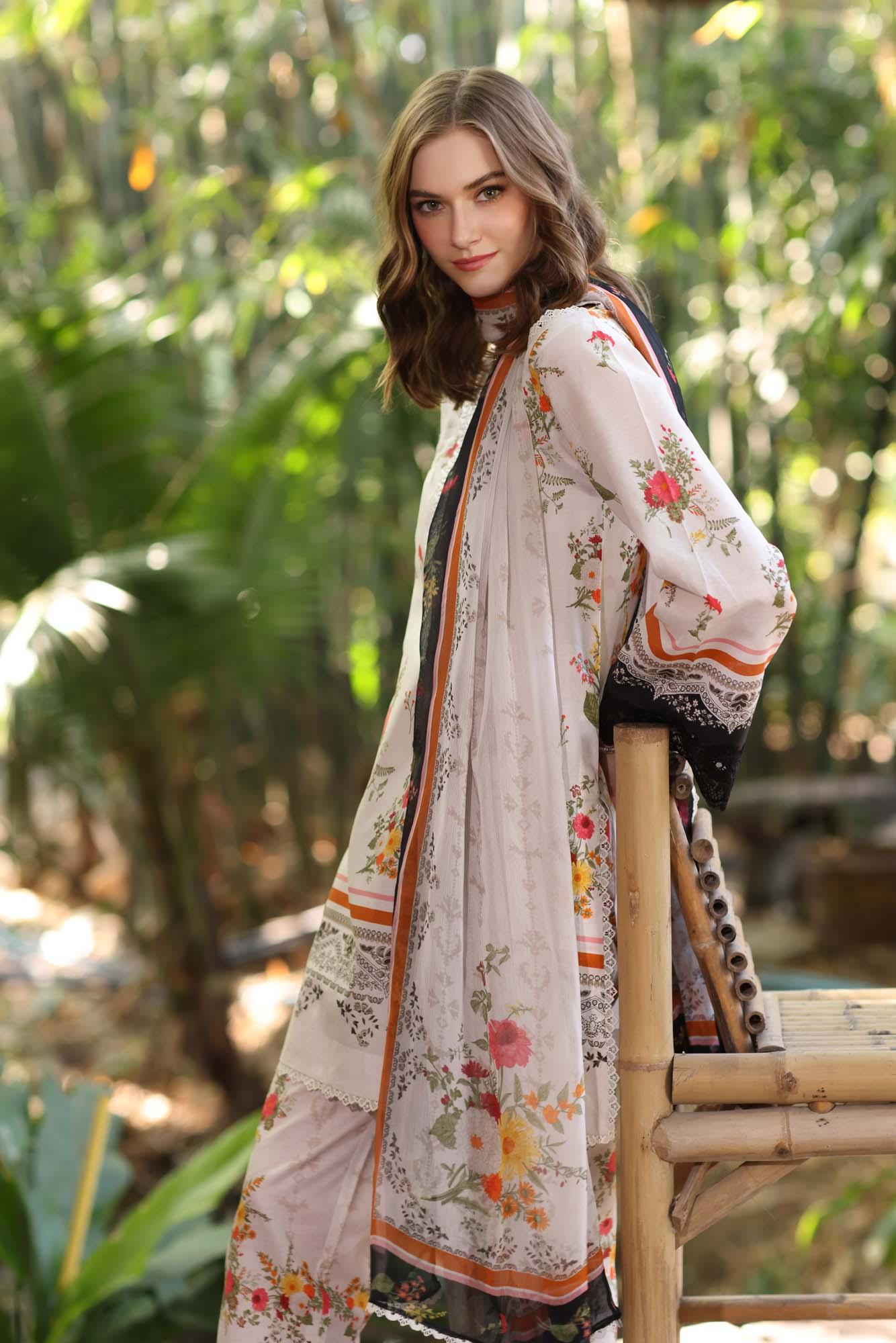 Noor by Saadia Asad | Eid Luxe Printedkari | D4-B - Rang-e-Khaas
