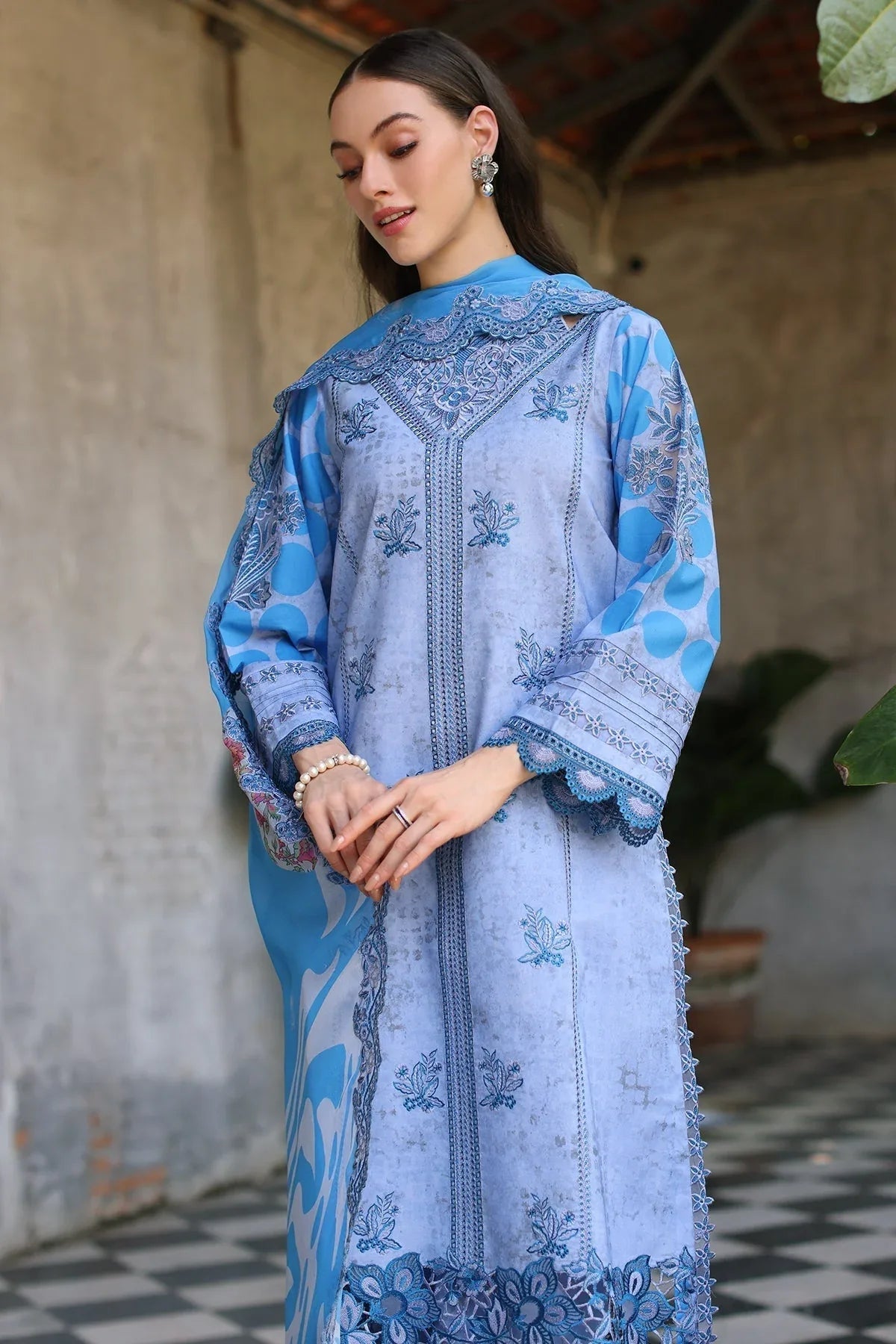 Charizma | Miraas Lawn | CMR5-03 - Rang-e-Khaas