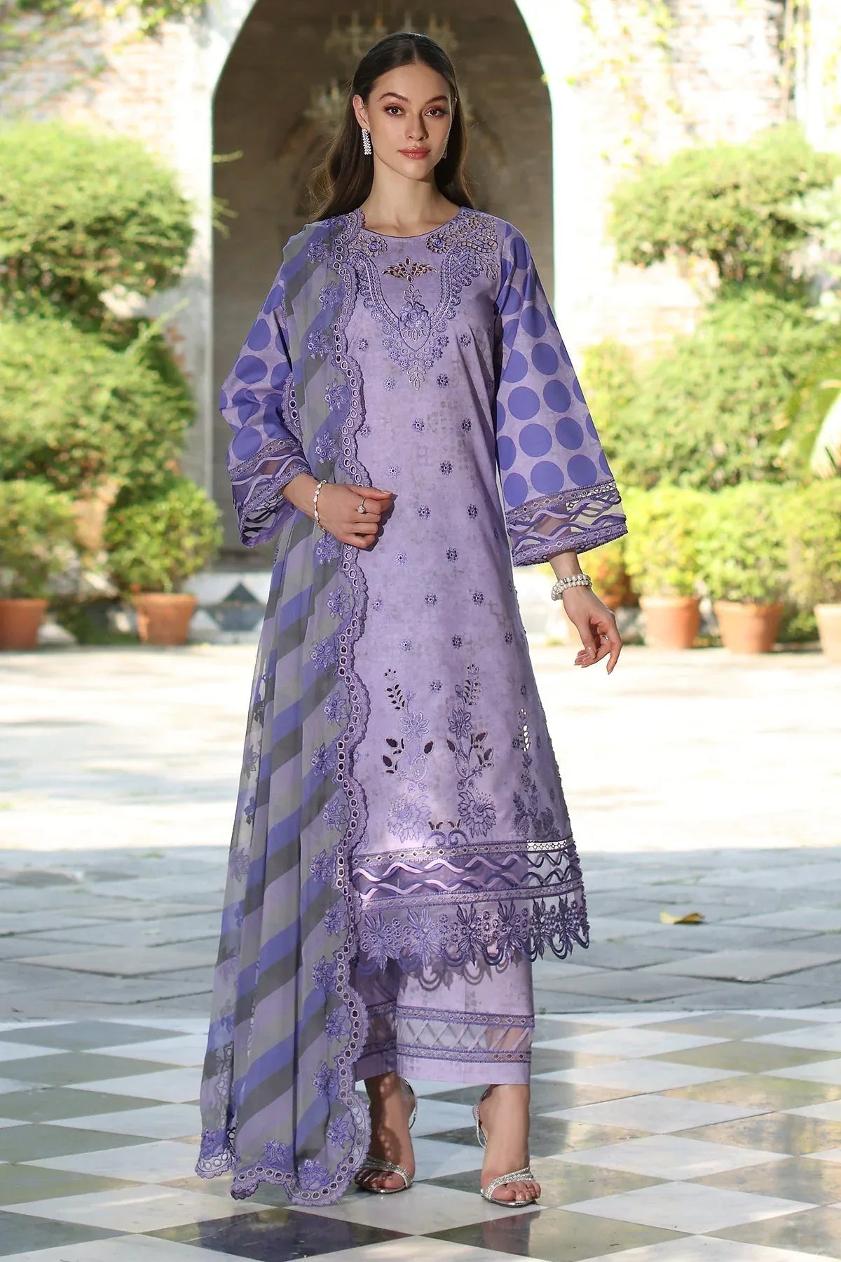 Charizma | Miraas Lawn | CMR5-06 - Rang-e-Khaas