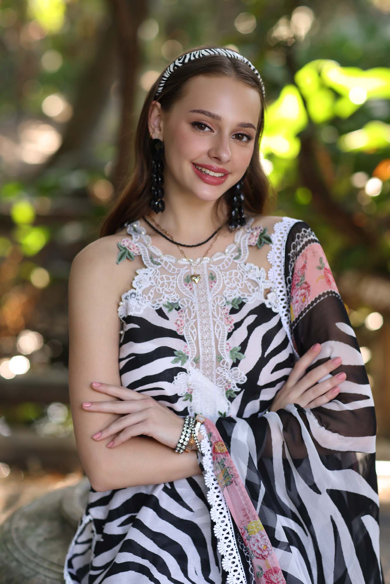 Noor by Saadia Asad | Eid Luxe Printedkari | D1-B - Rang-e-Khaas