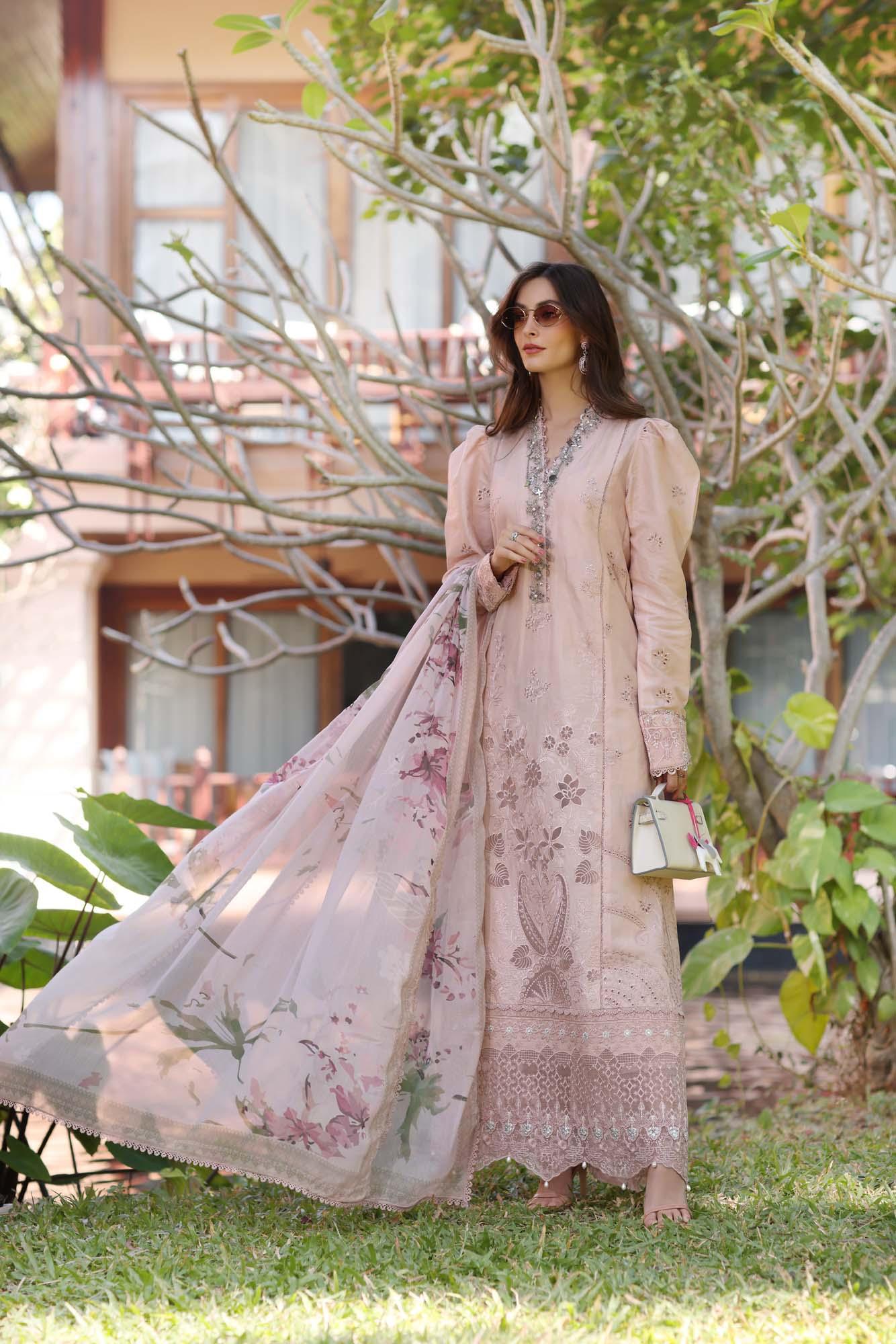 Noor by Saadia Asad | Eid Luxury Laserkari 25 | D6-B - Rang-e-Khaas