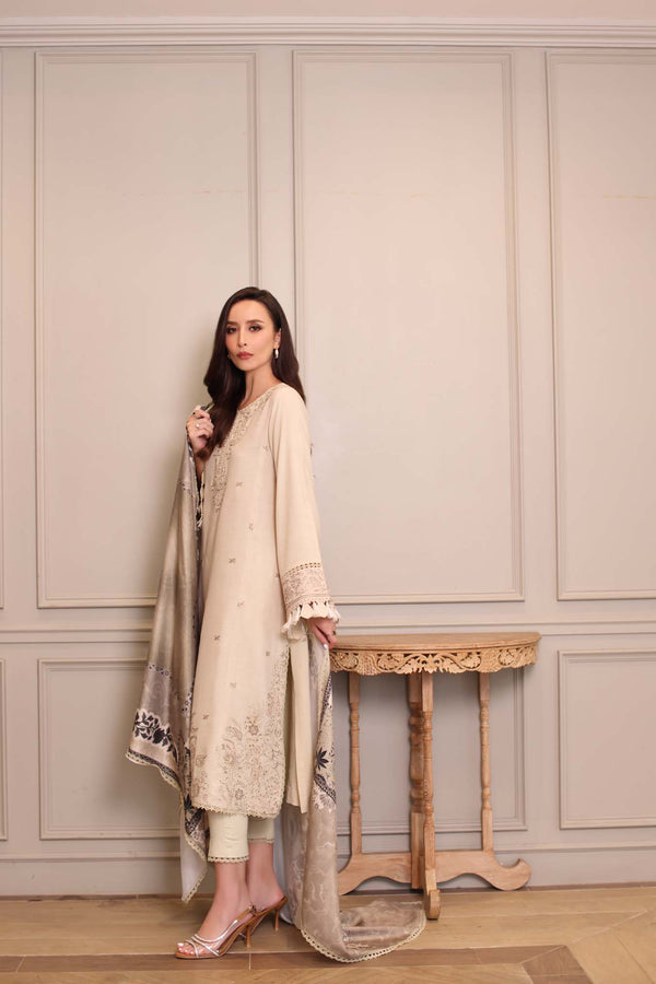 Noor by Saadia Asad | Winter Embroidered Printkhaas 25 | D7 - A - Rang-e-Khaas