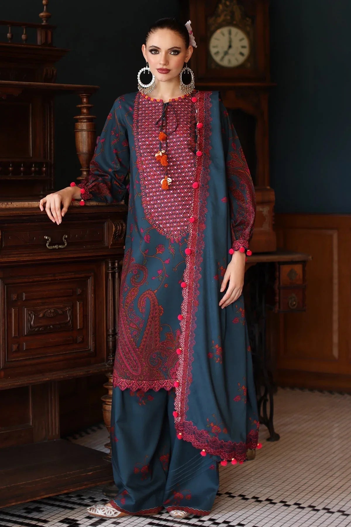 Charizma | Aniq Winter 2025 | ANW6-04 - Rang-e-Khaas