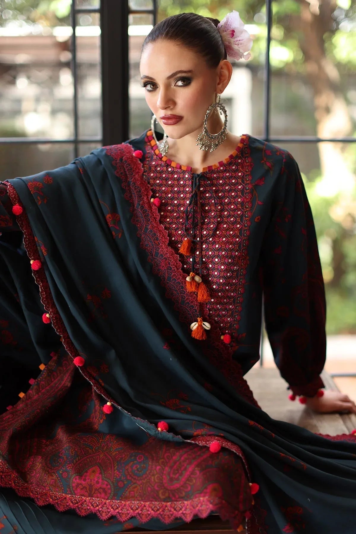 Charizma | Aniq Winter 2025 | ANW6-04 - Rang-e-Khaas