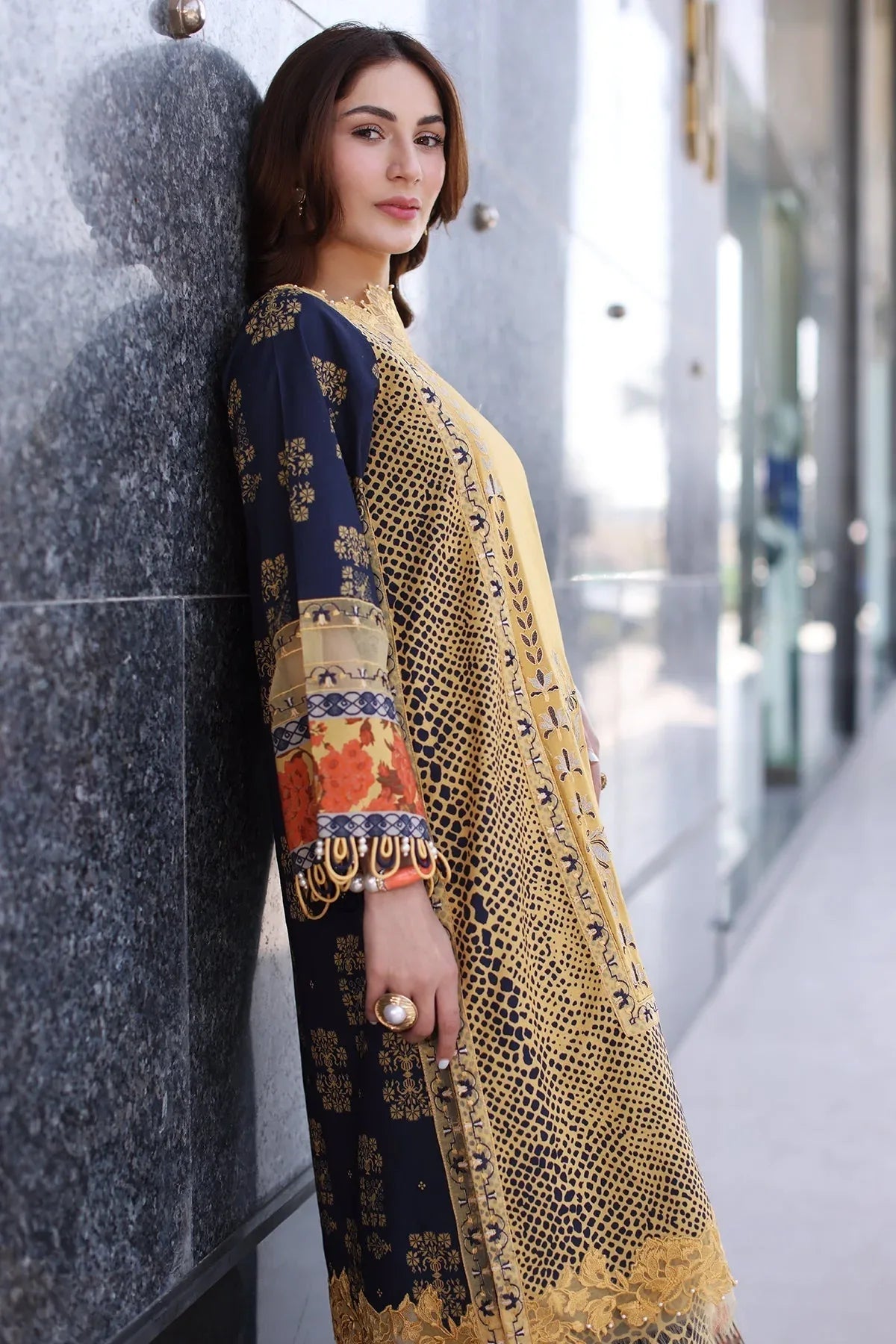Charizma | Combination Lawn | CC5-28 - Rang-e-Khaas
