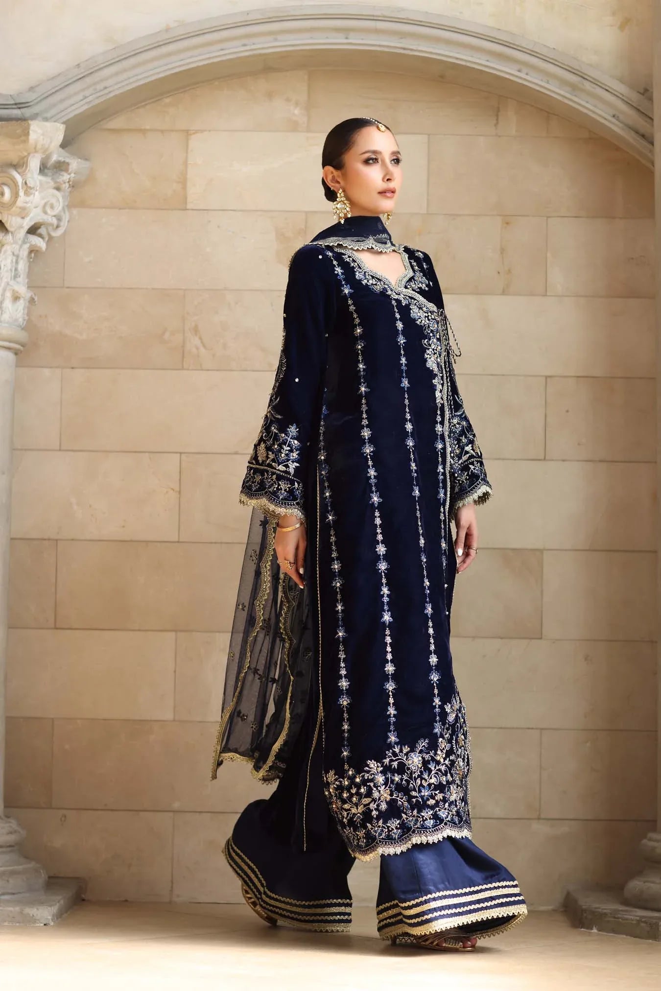 Noor by Saadia Asad | Handcrafted Velvet 25 | Falak - Rang-e-Khaas