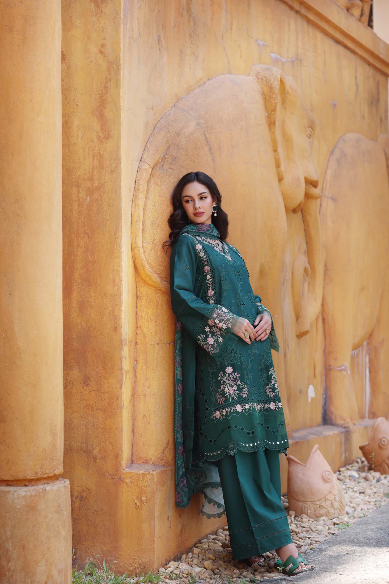 Noor by Saadia Asad | Eid Luxury Laserkari 25 | D10-A - Rang-e-Khaas