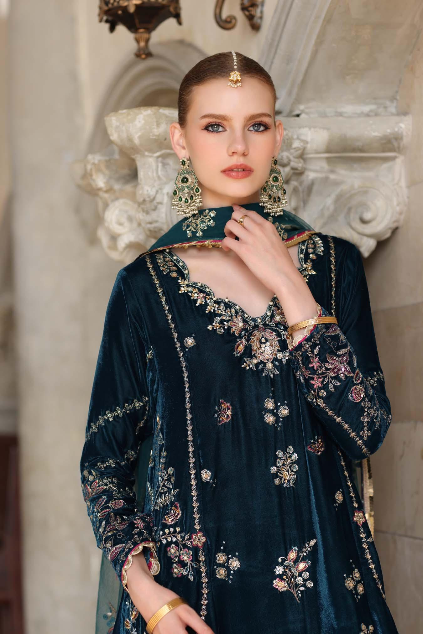 Noor by Saadia Asad | Handcrafted Velvet 25 | Andaleeb - Rang-e-Khaas