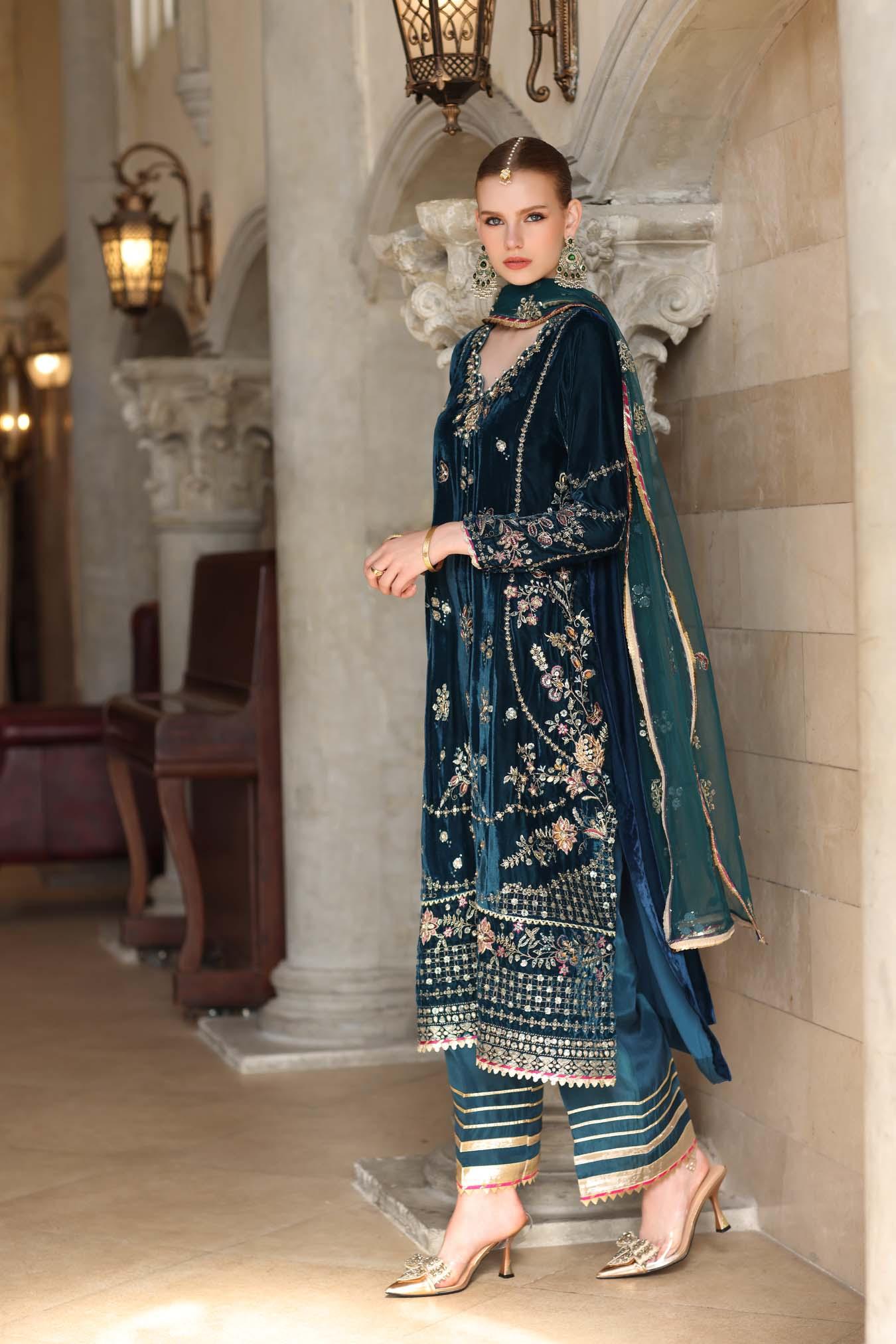 Noor by Saadia Asad | Handcrafted Velvet 25 | Andaleeb - Rang-e-Khaas