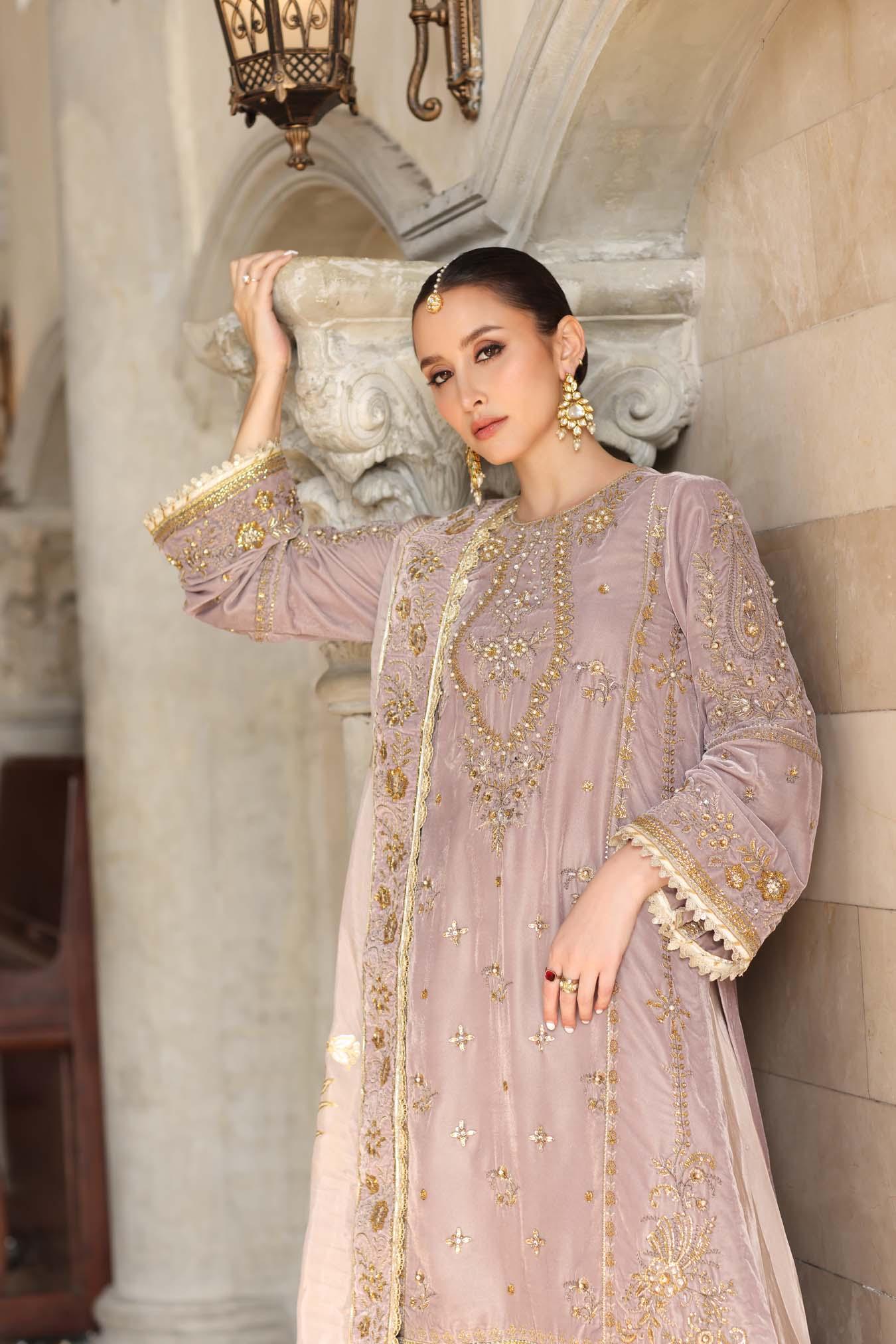 Noor by Saadia Asad | Handcrafted Velvet 25 | Khayal - Rang-e-Khaas