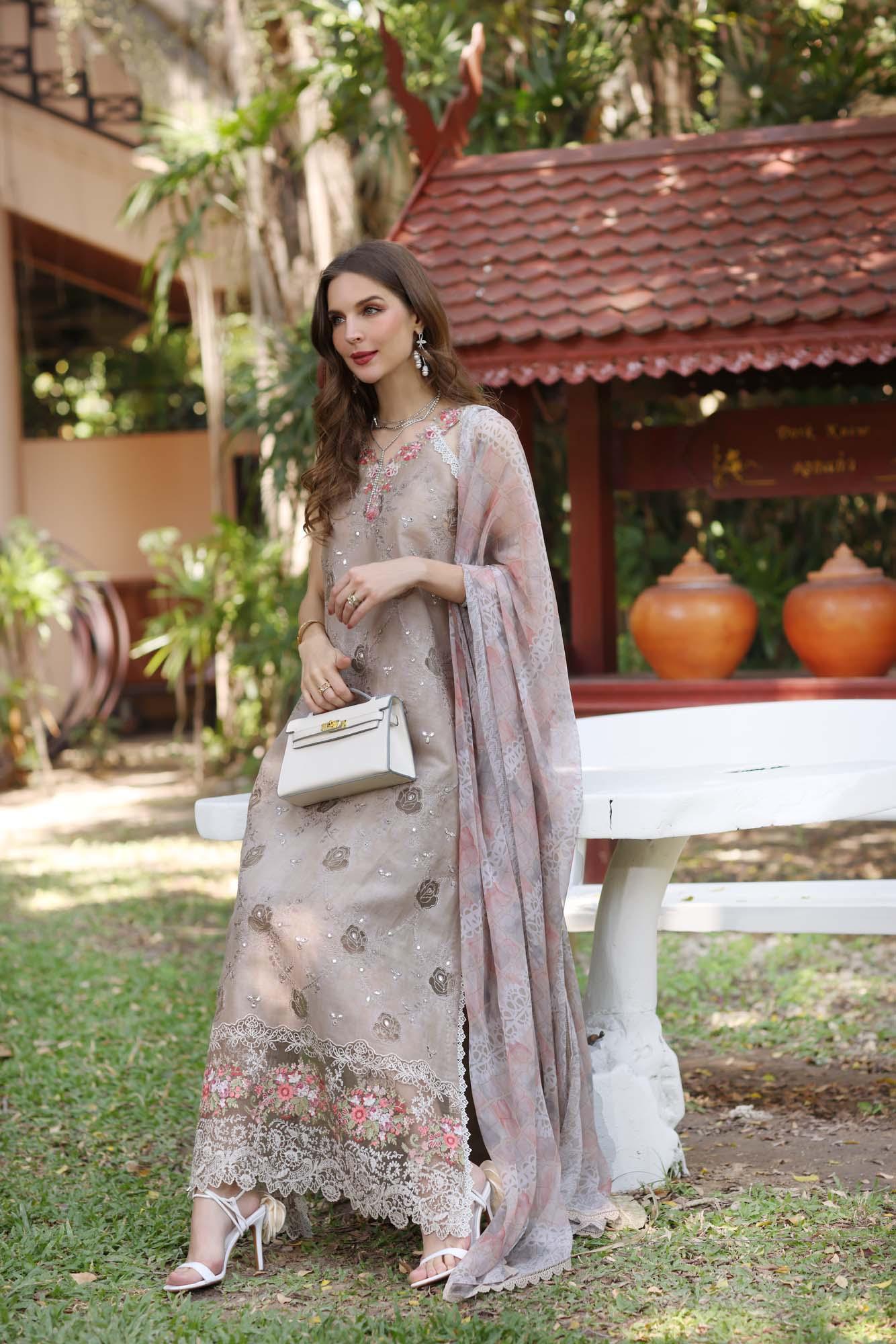 Noor by Saadia Asad | Eid Luxury Laserkari 25 | D8-B - Rang-e-Khaas