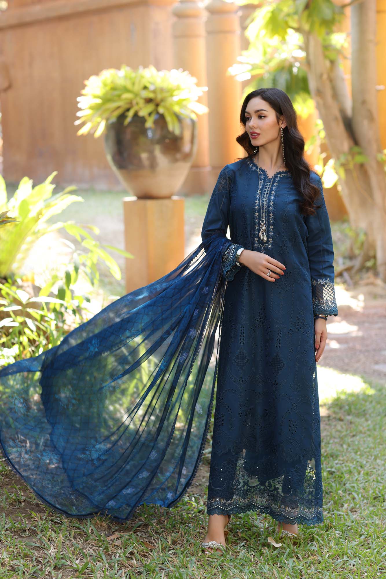 Noor by Saadia Asad | Eid Luxury Laserkari 25 | D7-B - Rang-e-Khaas