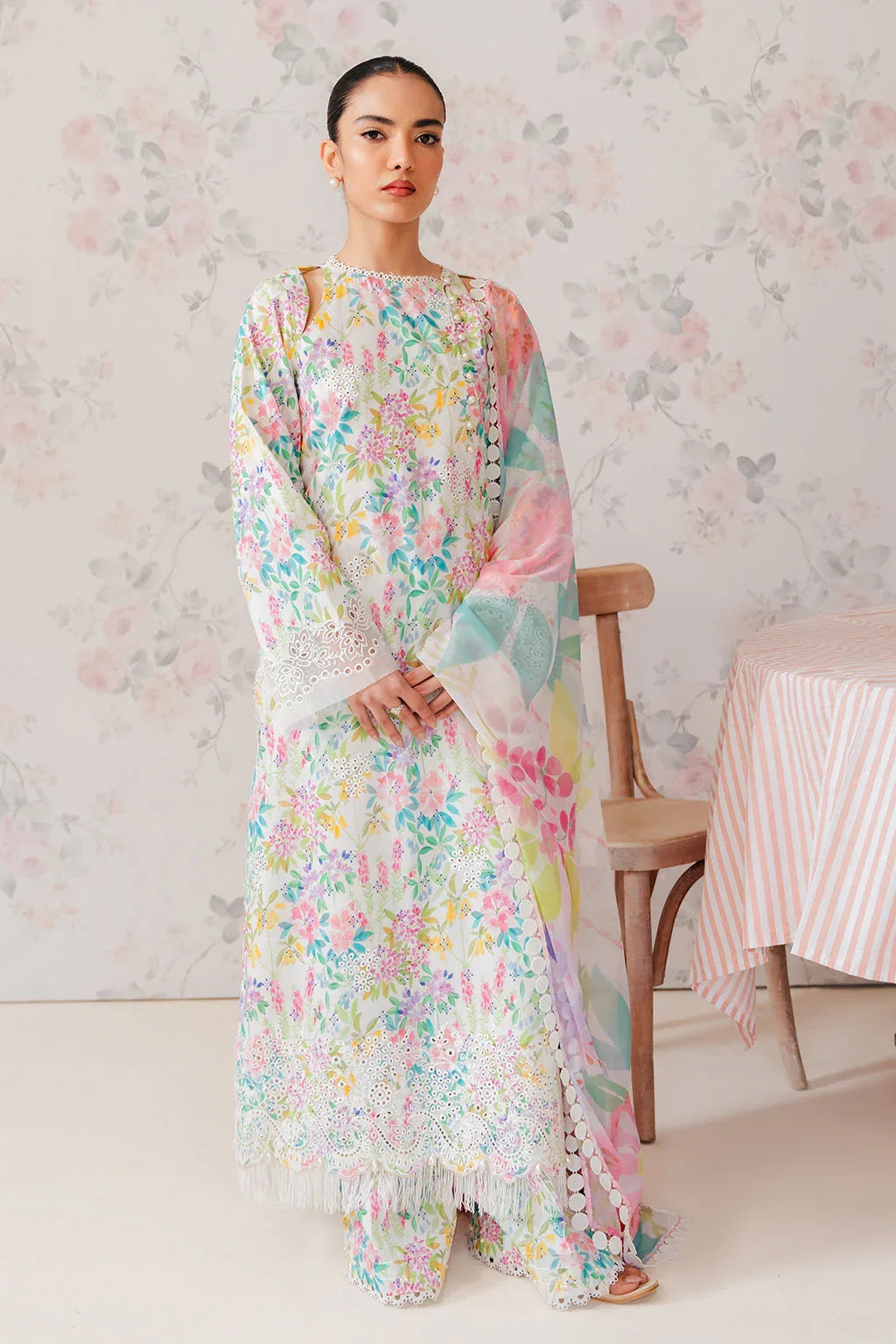 Afrozeh | The Floral Charm | Vanilla - Rang-e-Khaas