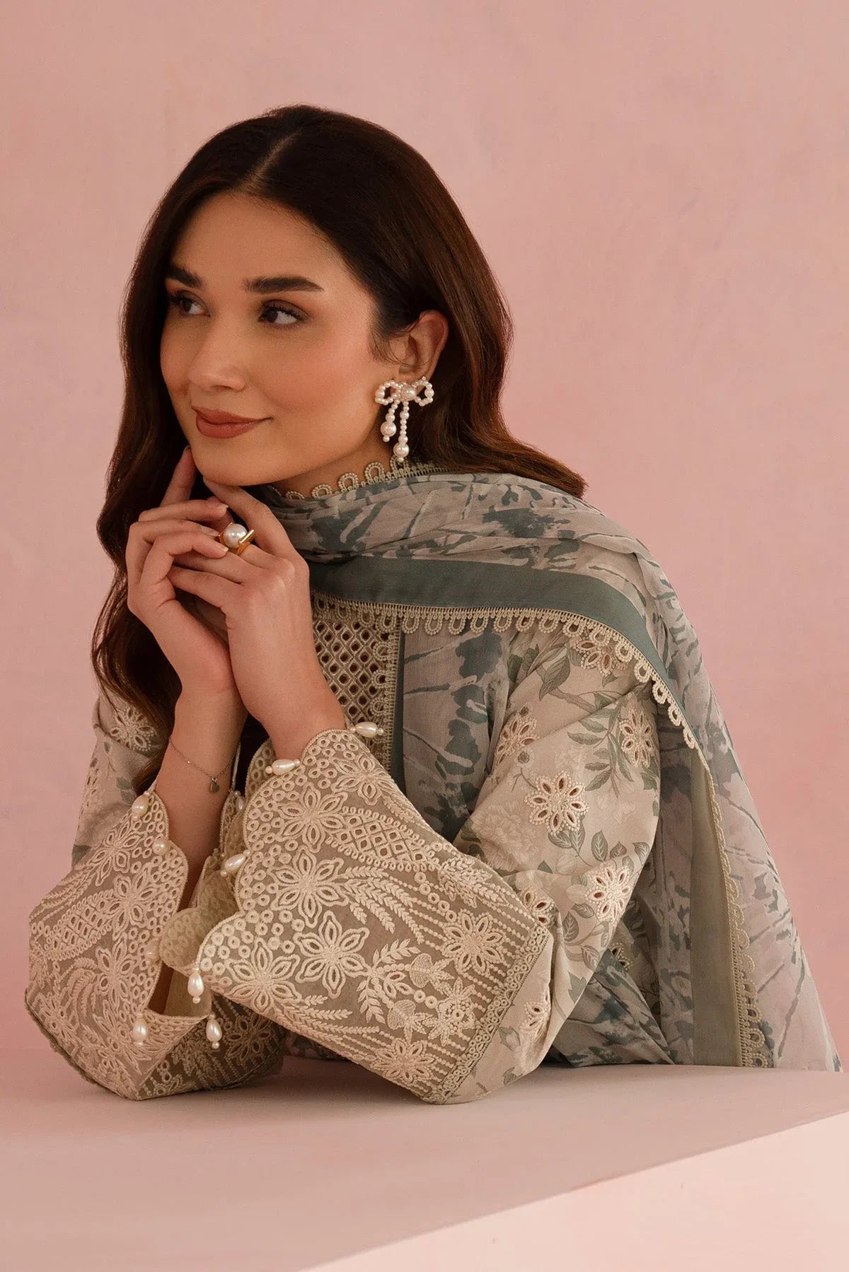 Afrozeh | Floral Charm 25 | Kylon - Rang-e-Khaas