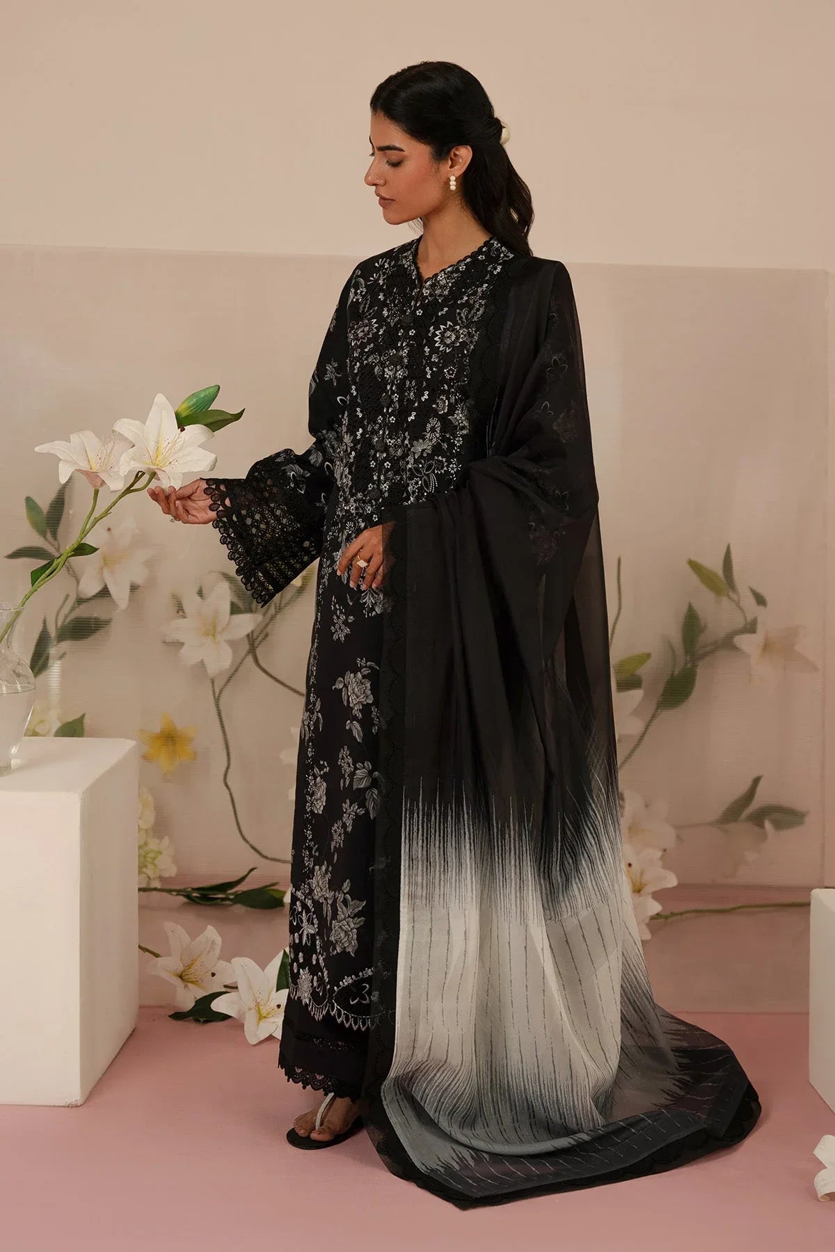 Afrozeh | Floral Charm 25 | Lupine - Rang-e-Khaas