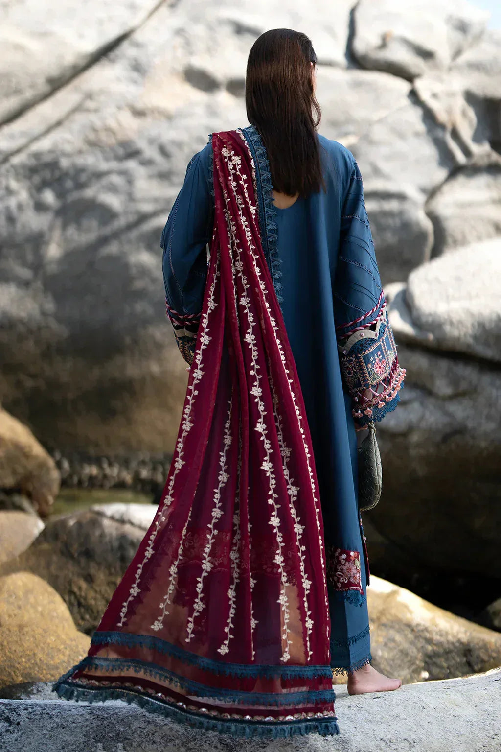 AJR Couture | Alif Signature Luxury Lawn 24 | Ayra - Rang-e-Khaas