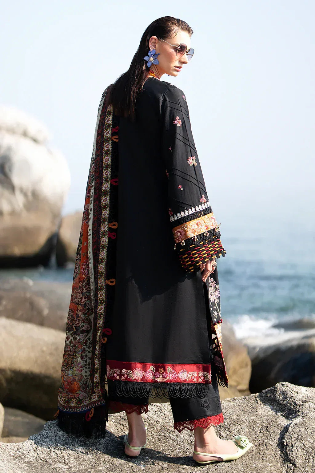 AJR Couture | Alif Signature Luxury Lawn 24 | Noir - Rang-e-Khaas