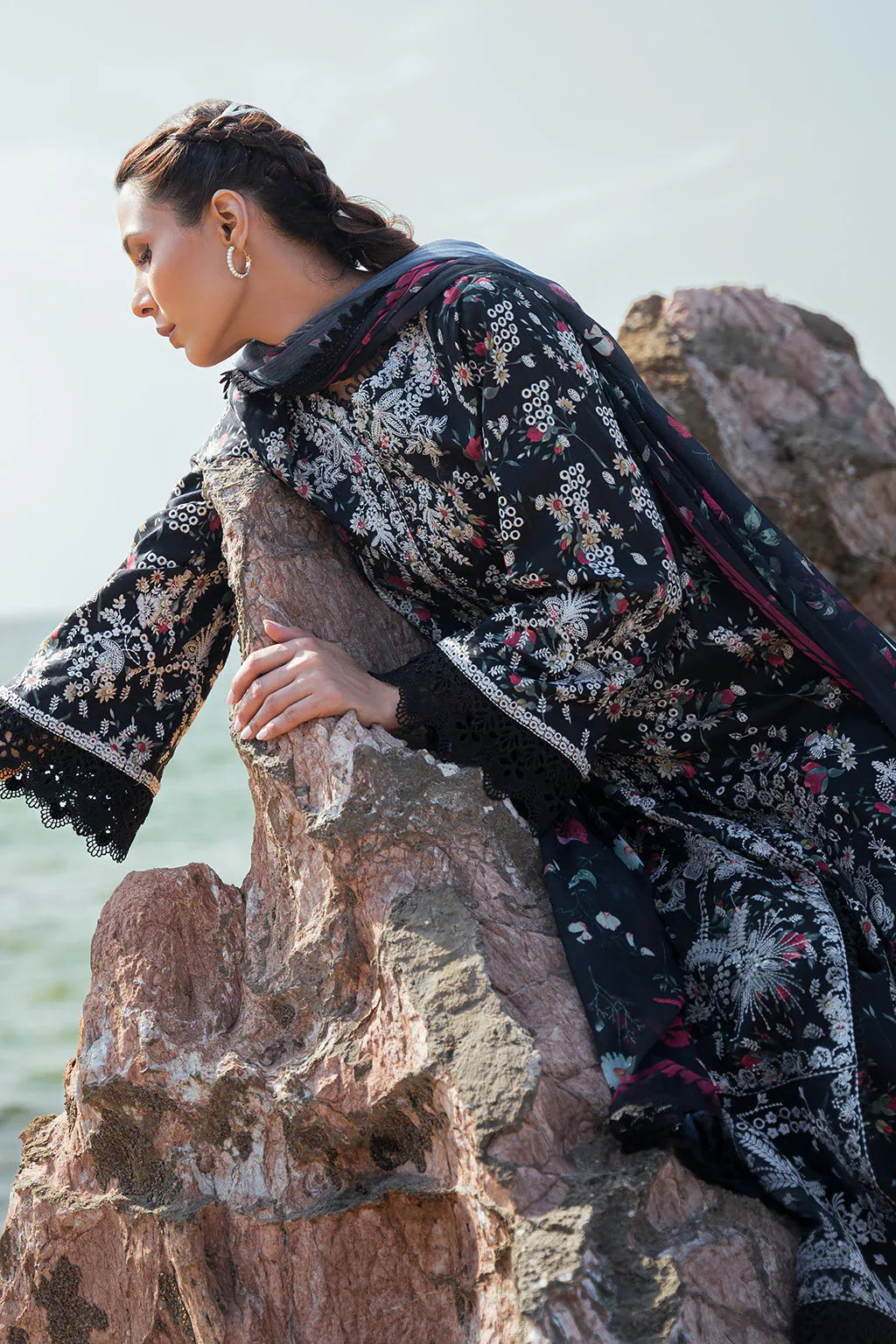 Afrozeh Summer Together Embroidered Lawn 3Pc Suit - Levana - Rang-e-Khaas