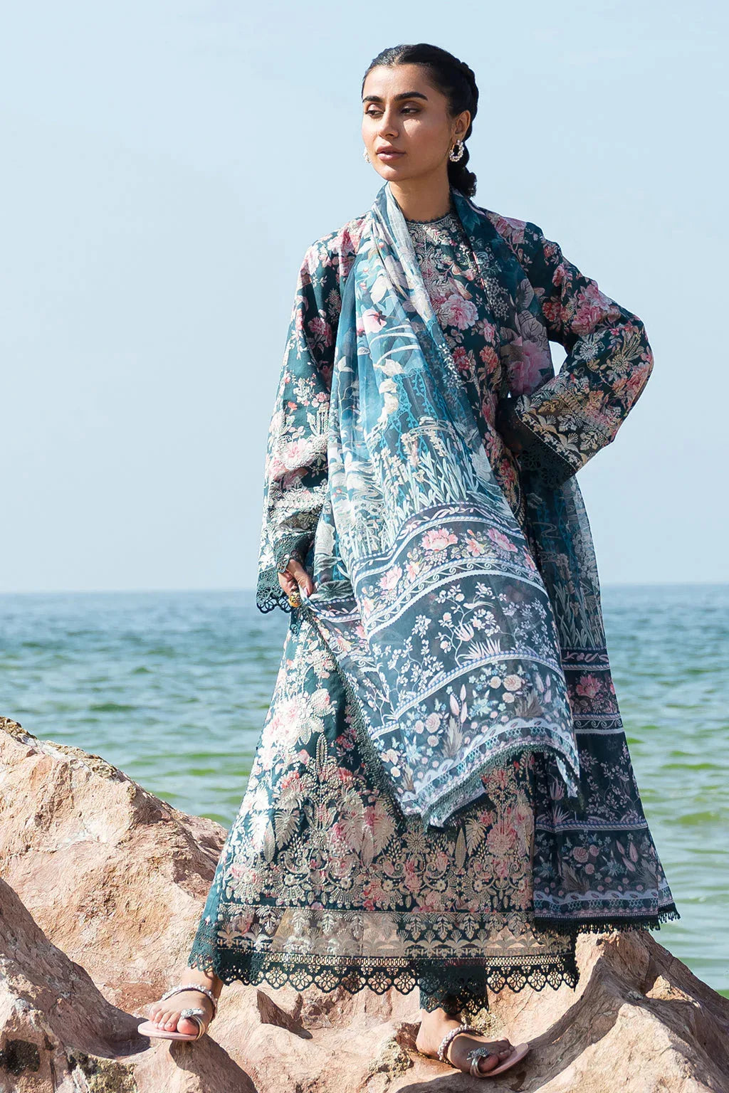 Afrozeh Summer Together Embroidered Lawn 3Pc Suit - Clover - Rang-e-Khaas