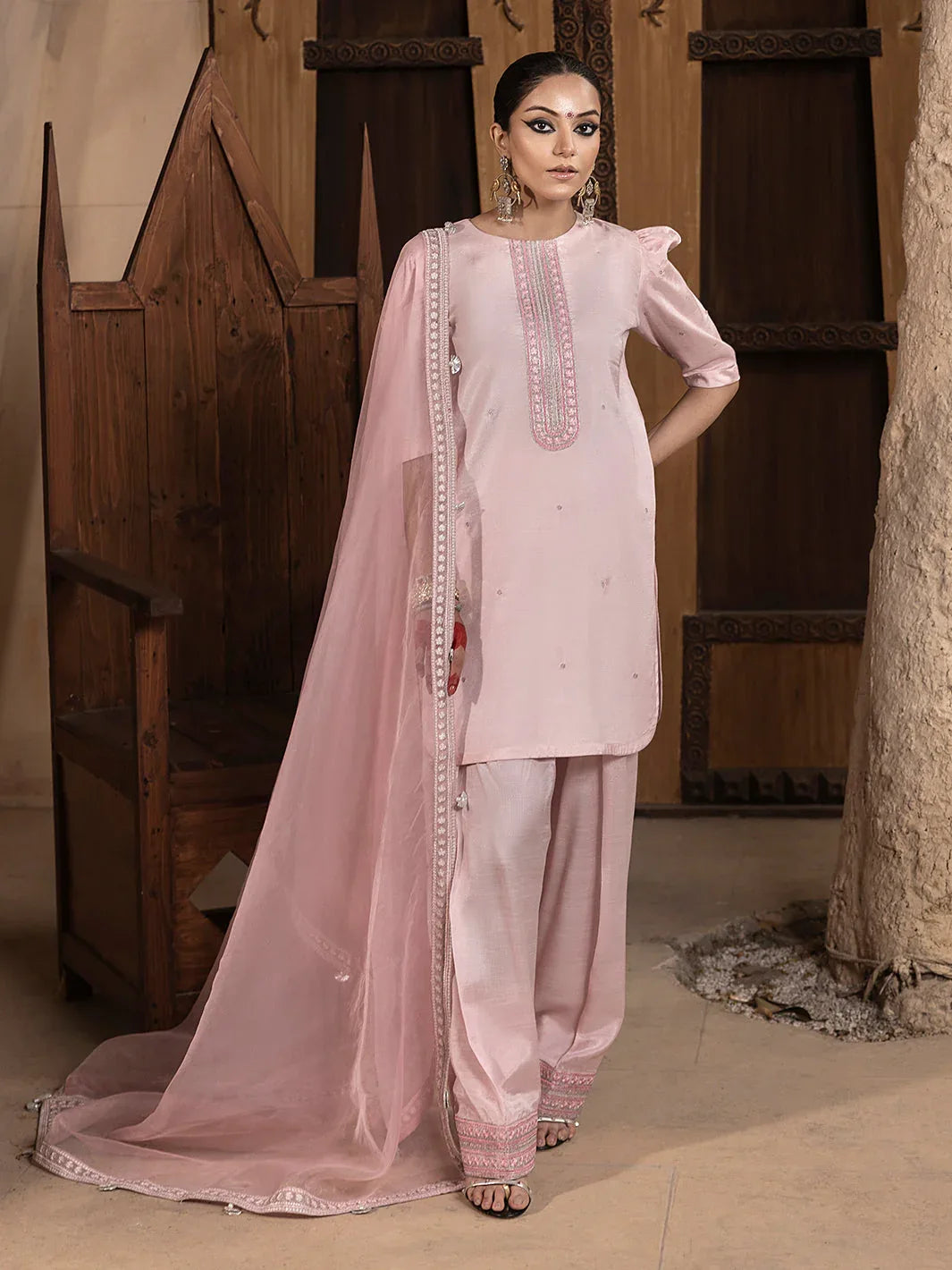 Hem Stitch | Raw Silk Edit 25 | Aleeha - Rang-e-Khaas