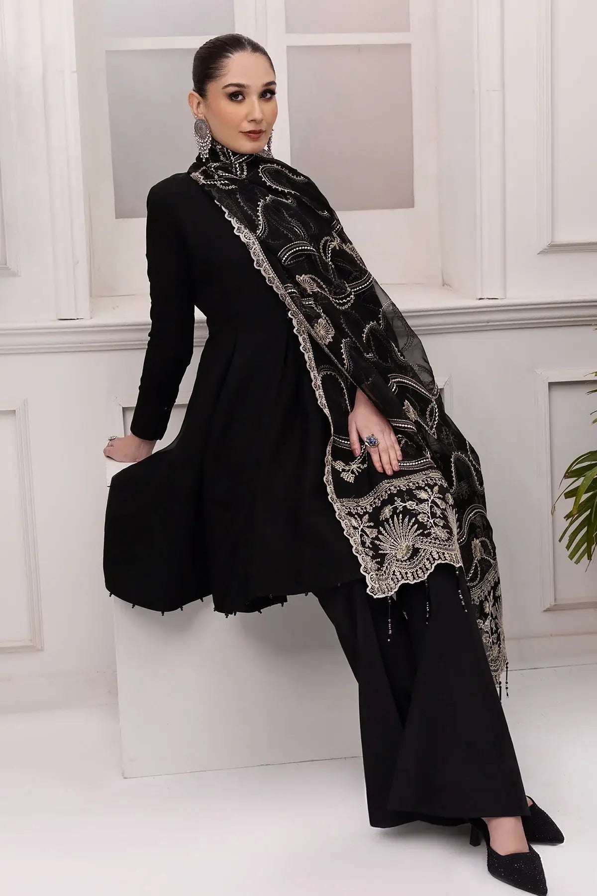 Alizeh | Formals Collection | Black Dress 3 piece - RTW1008 - Rang-e-Khaas