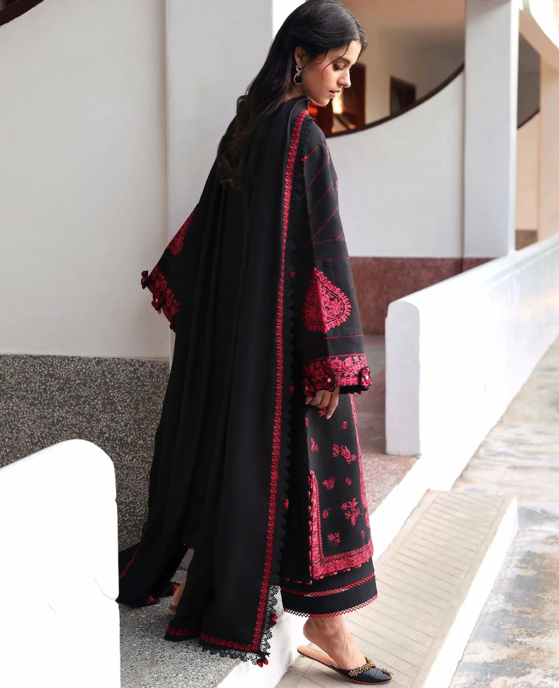 Republic Womenswear | Amaris Luxury Shawl 25 | Almira - Rang-e-Khaas