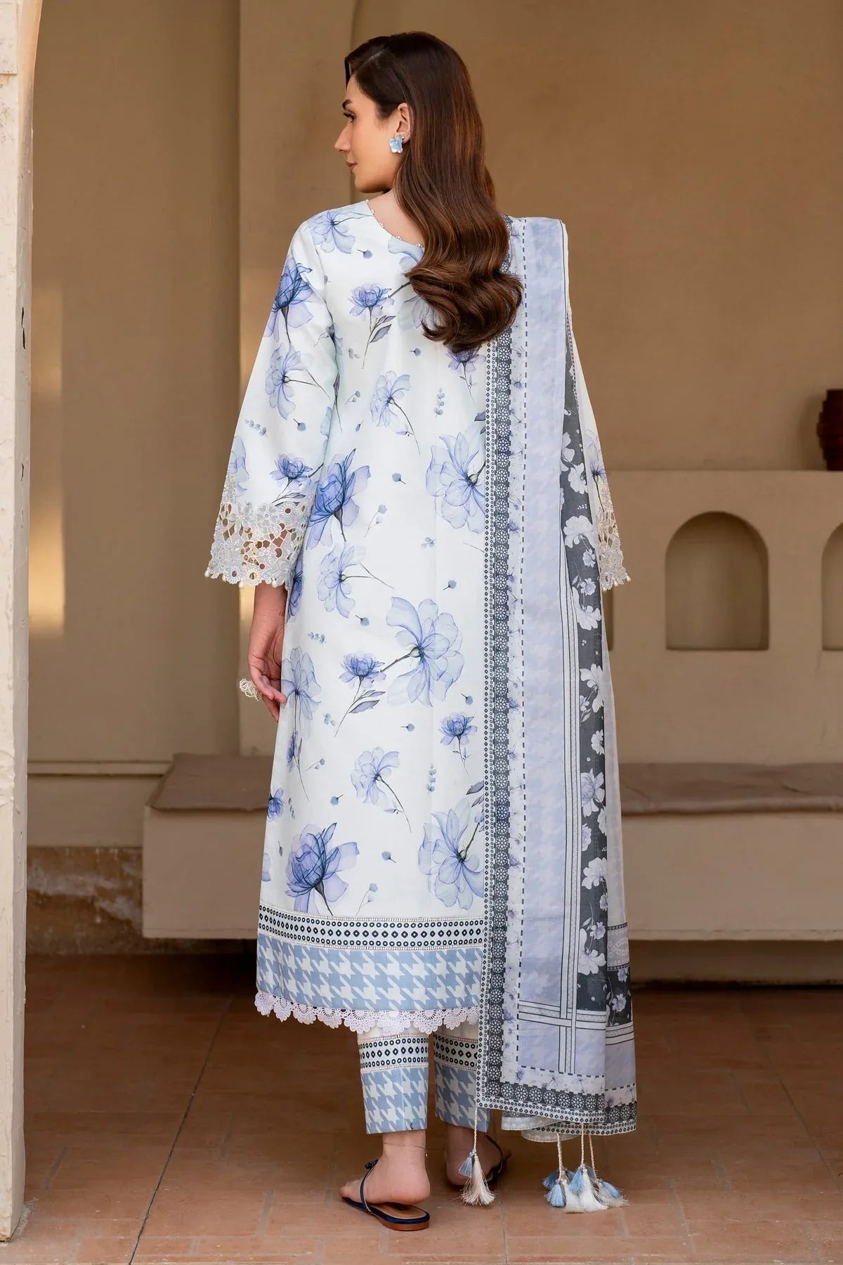 Alizeh | Levana Lawn | Arbor - Rang-e-Khaas