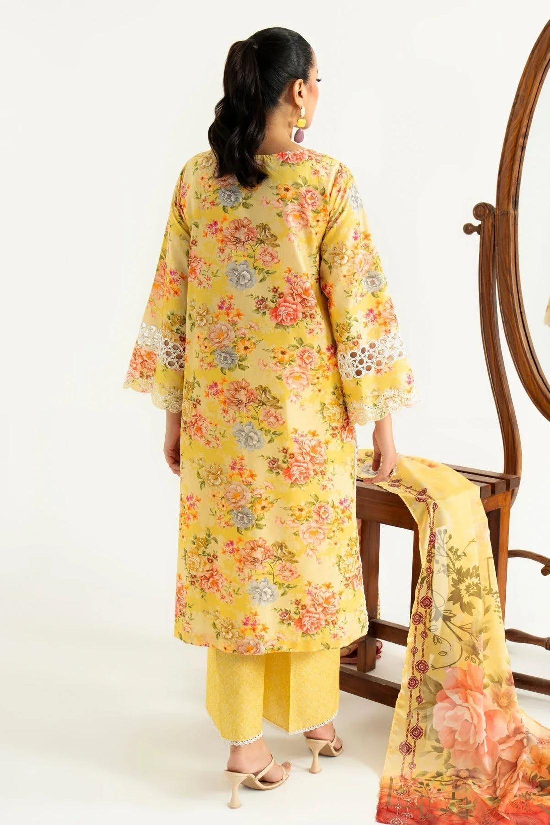 Imrozia Premium | Sifa Casuals | SP-99 Lyla - Rang-e-Khaas
